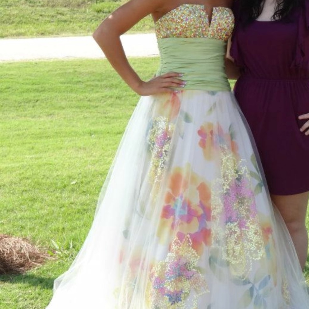 Green Floral Prom/Formal Dress